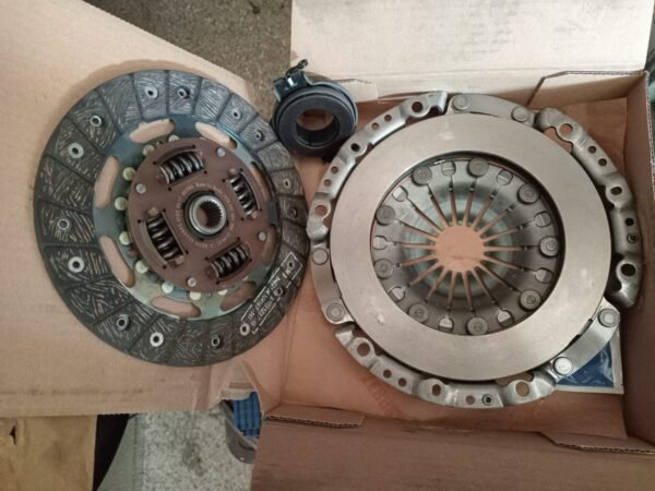 AUDİ 80 DEBRİYAJ SETİ SACHS
